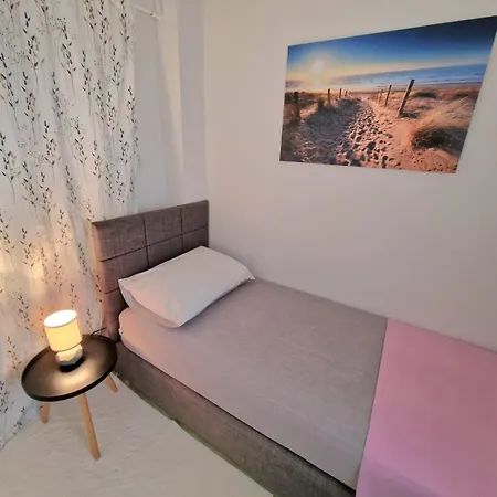 Apartment Panorama - Amazing Sea View, Newly Renovated