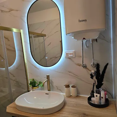 Panorama - Amazing Sea View, Newly Renovated Apartment *