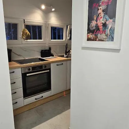 Panorama - Amazing Sea View, Newly Renovated Apartment *