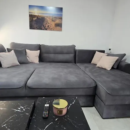 Panorama - Amazing Sea View, Newly Renovated Apartment *