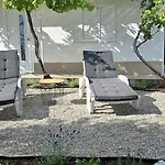 Apartment PANORAMA - jacuzzi&amazing sea view Appartamento Dugi Rat