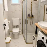 Apartment PANORAMA - jacuzzi&amazing sea view Appartamento