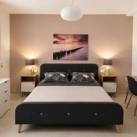 Panorama House With Private Garden & Jacuzzi Two Units Apartman *
