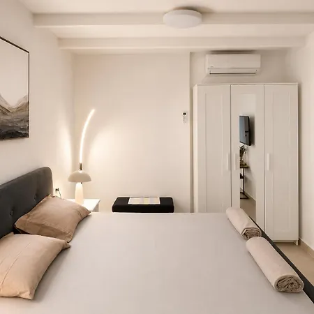 Appartement Panorama House With Private Garden & Jacuzzi Two Units
