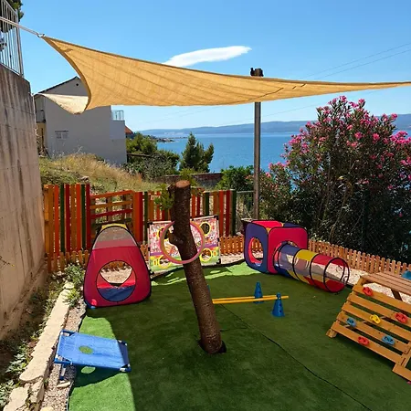 Panorama House With Private Garden & Jacuzzi Two Units *